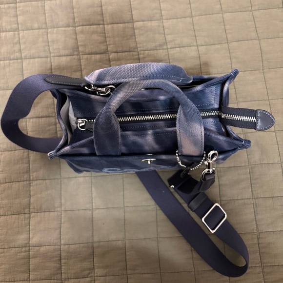 Authentic Coach Tie Dye Midnight Navy Denim Cargo Tote 26 NWT - Picture 5 of 8